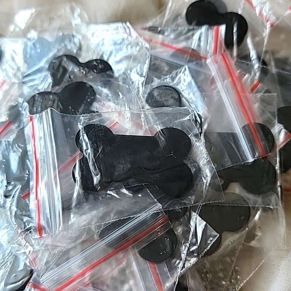 150 + Pieces Blank Dog Pet Metal Bone Shaped Id Tags Aluminum Steel Chains Key - Picture 2 of 7